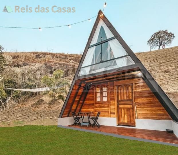 Modelo: Chalé Suíço4 - 54m2 Reis das Casas Pré Fabricadas * Construa também  a sua casa/chalé em madeira maciça. Link do orçamento, fotos e itens